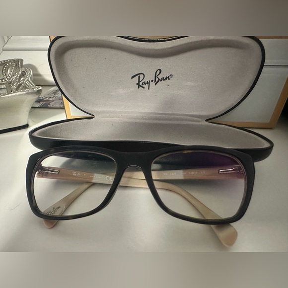 Ray-Ban Tortoise Prescription Glasses - Picture 2 of 12